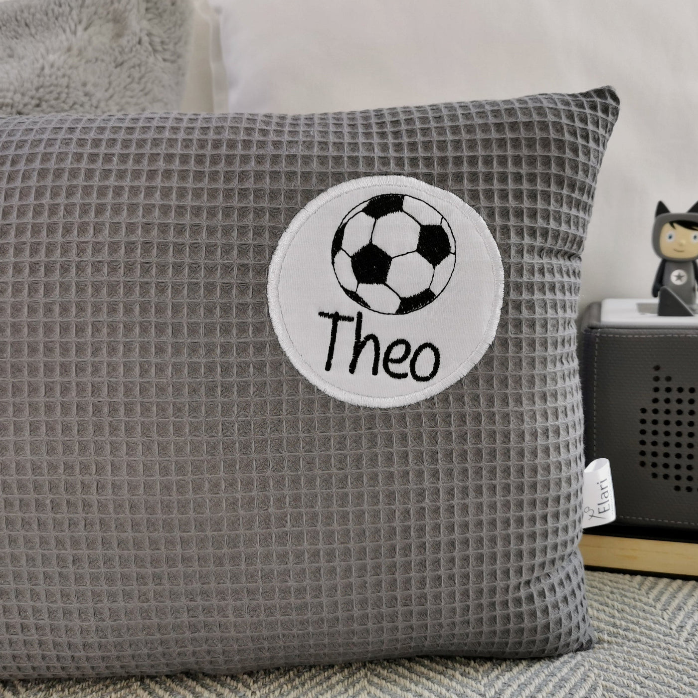 Fußball Kissen mit Namen-Fussball Kissen personalisiert-Geschenk Fußball Fans-Kissen personalisiert Junge-Fußballkissen