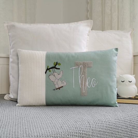 Personalisiertes Kinderkissen in deinen Lieblingsfarben. Namenskissen für Junge mit Elefant bestickt. Handgemachte Kuschelkissen mit Namen von Elari Handmade Design