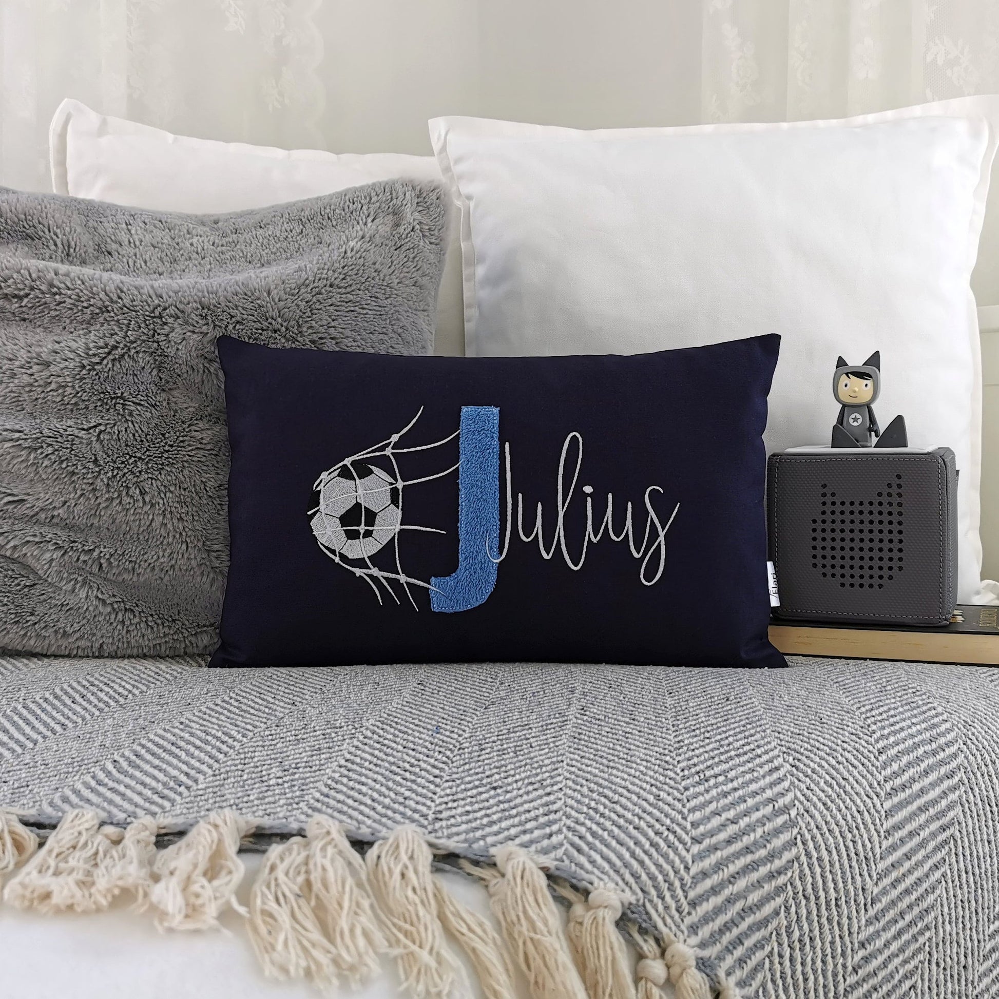 Fußball Kissen mit Namen-Fussball Kissen personalisiert-Geschenk Fußball Fans-Kissen personalisiert Junge-Fußballkissen